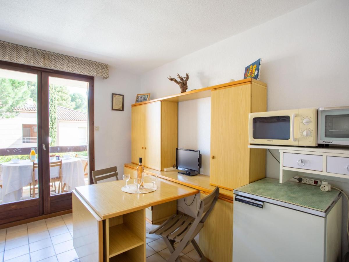 Studio Les Mimosas Bleus-2 By Interhome Bormes-les-Mimosas Bagian luar foto